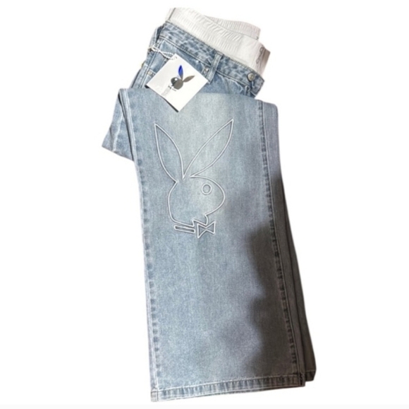 PLAYBOY Size 3 Juniors Relaxed Jeans in Light Blue - Picture 2 of 7